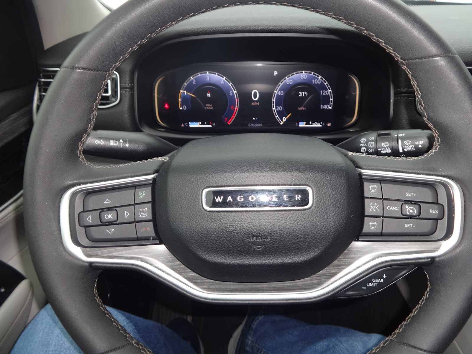 2024 Jeep Wagoneer L Series II