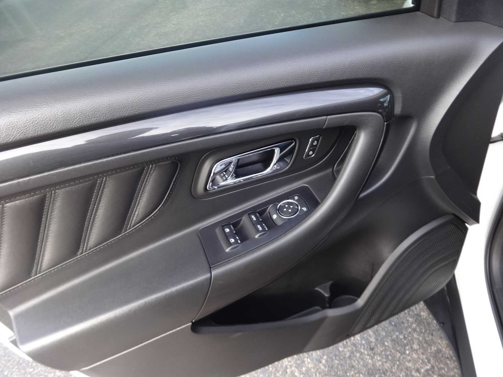 2019 Ford Taurus SHO