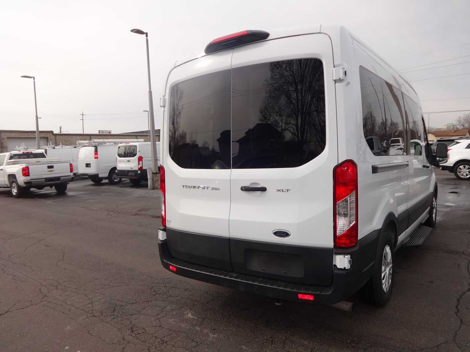 2023 Ford Transit Passenger XLT