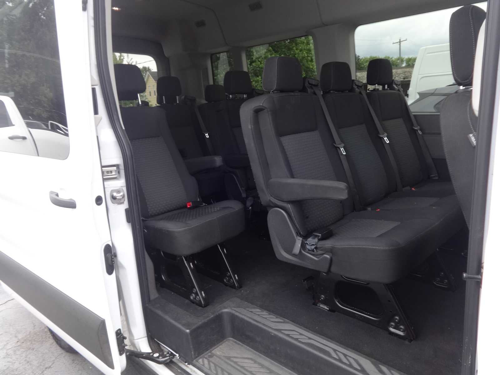 2023 Ford Transit Passenger XLT