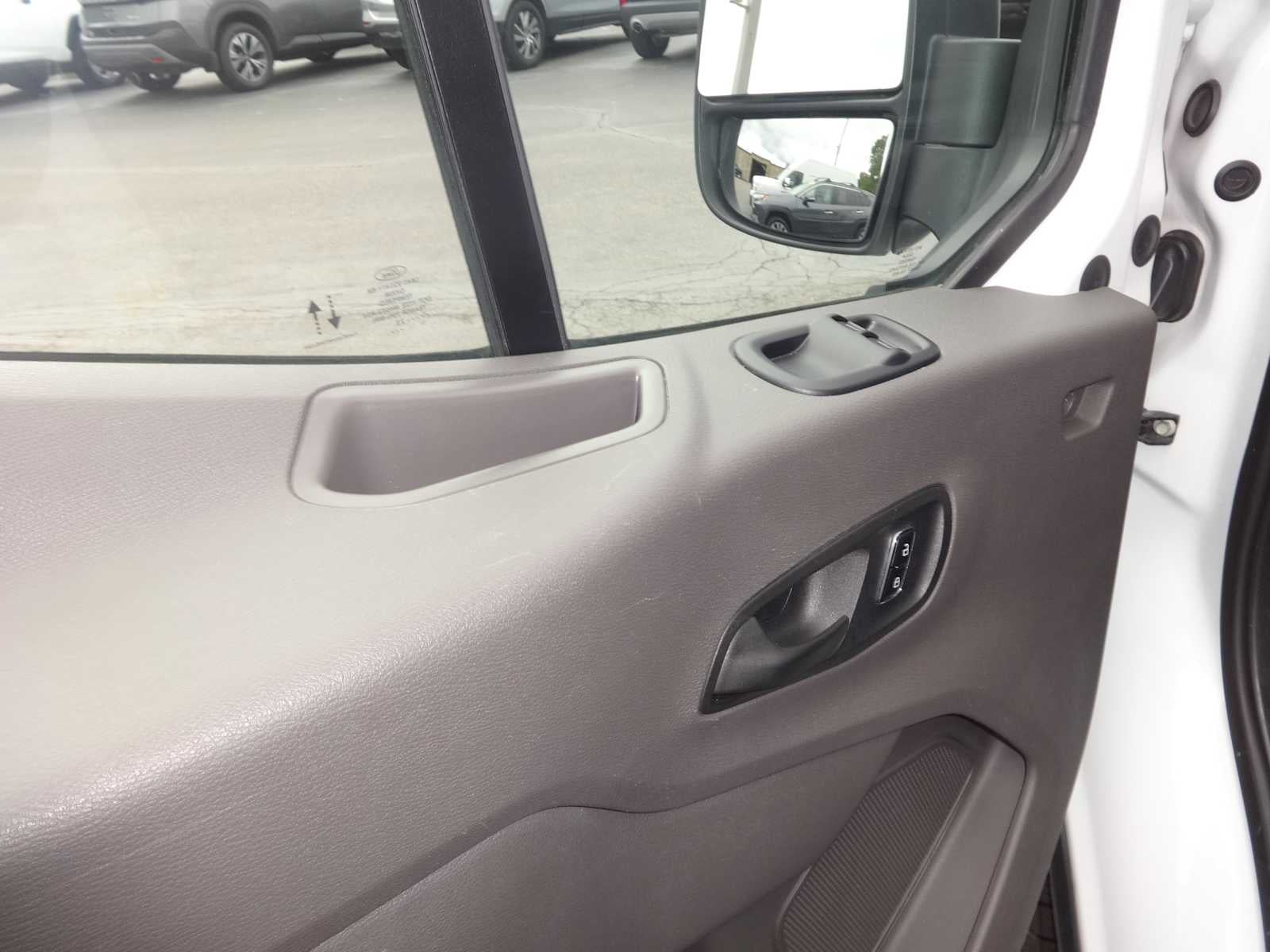 2023 Ford Transit Passenger XLT