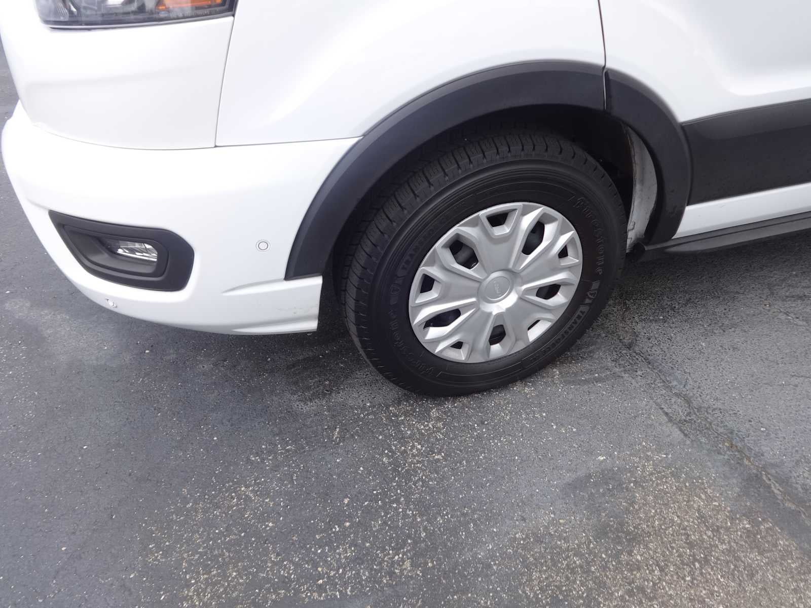 2023 Ford Transit Passenger XLT