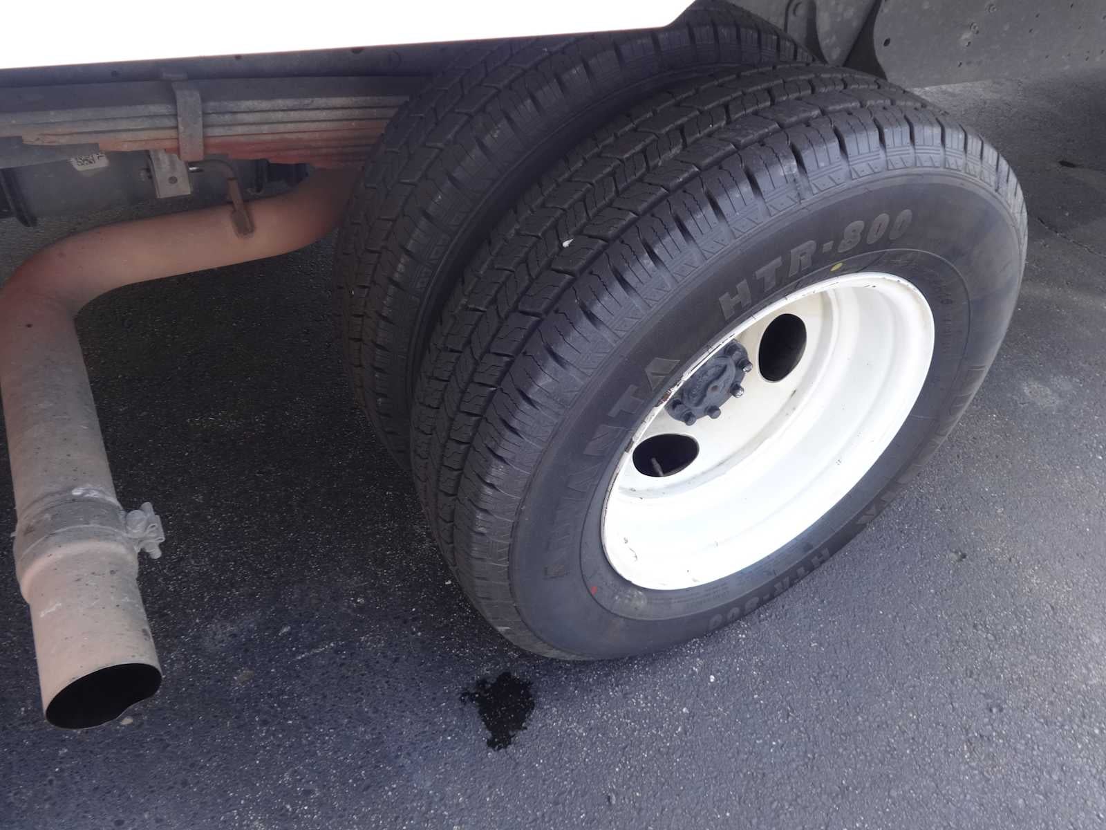 2024 Ford E-Series Cutaway E-450 DRW 176" WB