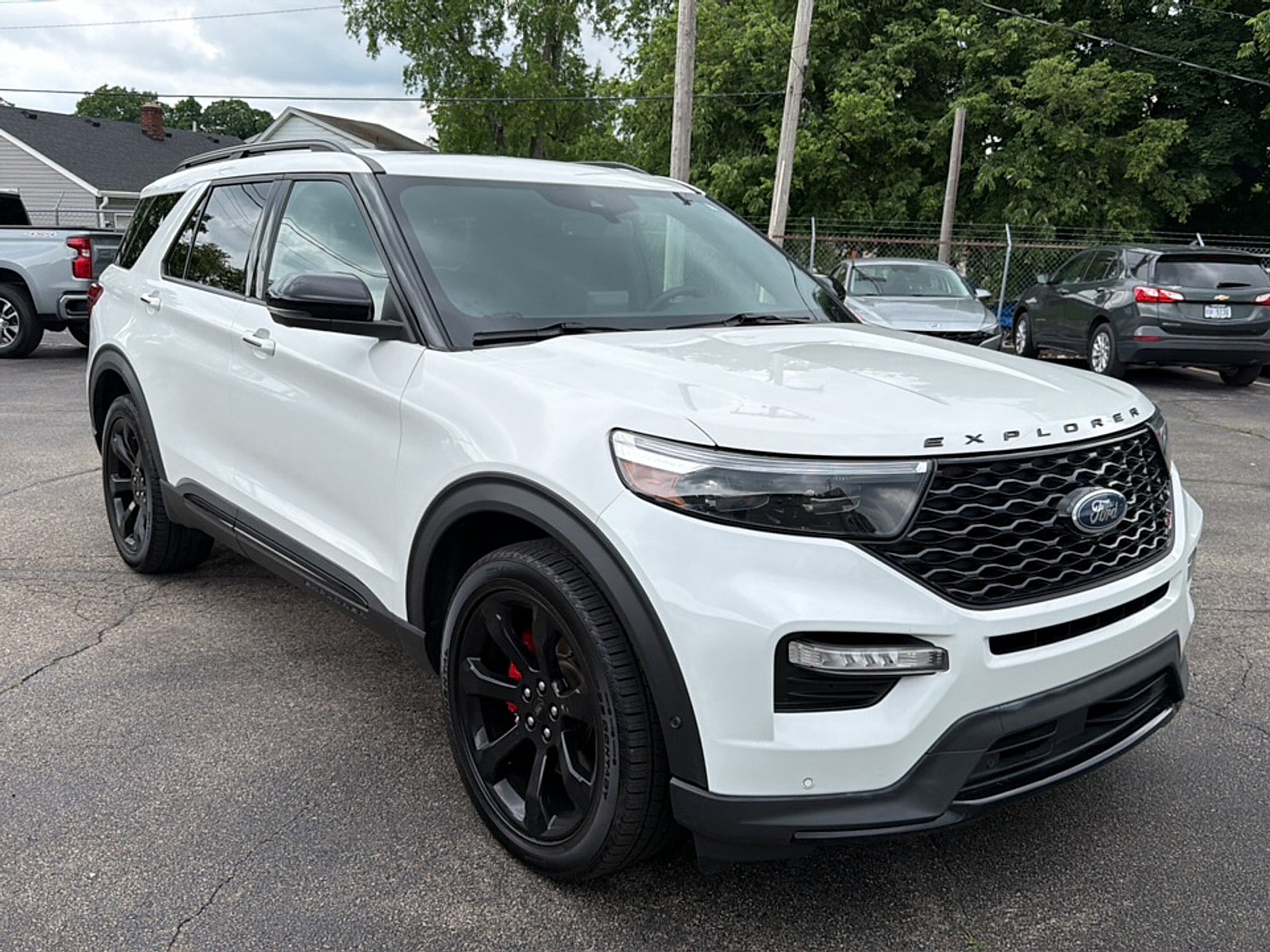 2022 Ford Explorer ST 4WD's photo