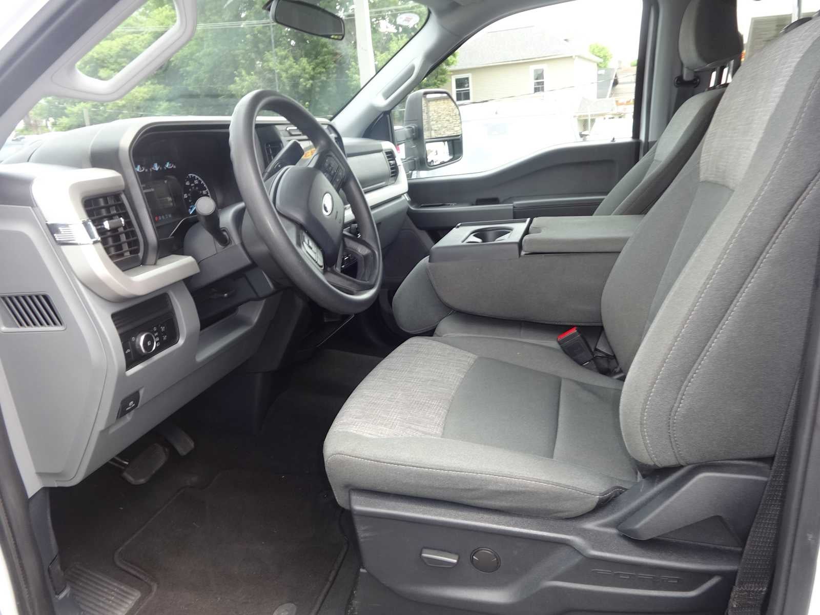 2024 Ford Super Duty F-250 SRW XLT