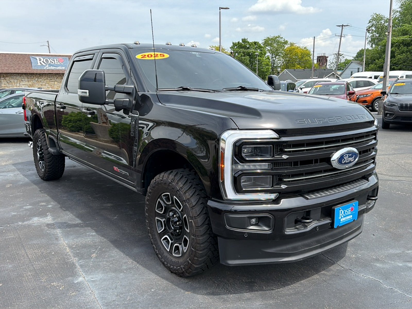 2025 Ford Super Duty F-350 SRW Platinum