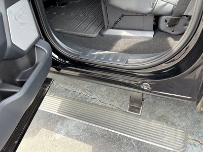 2025 Ford Super Duty F-350 SRW Platinum