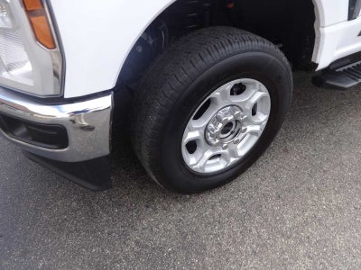 2025 Ford Super Duty F-350 SRW Pickup XLT