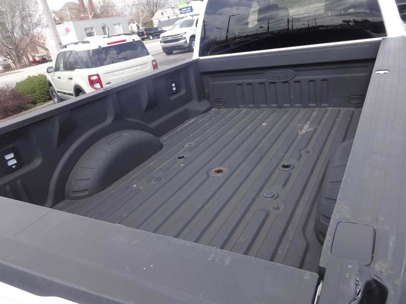 2025 Ford Super Duty F-350 SRW Pickup XLT