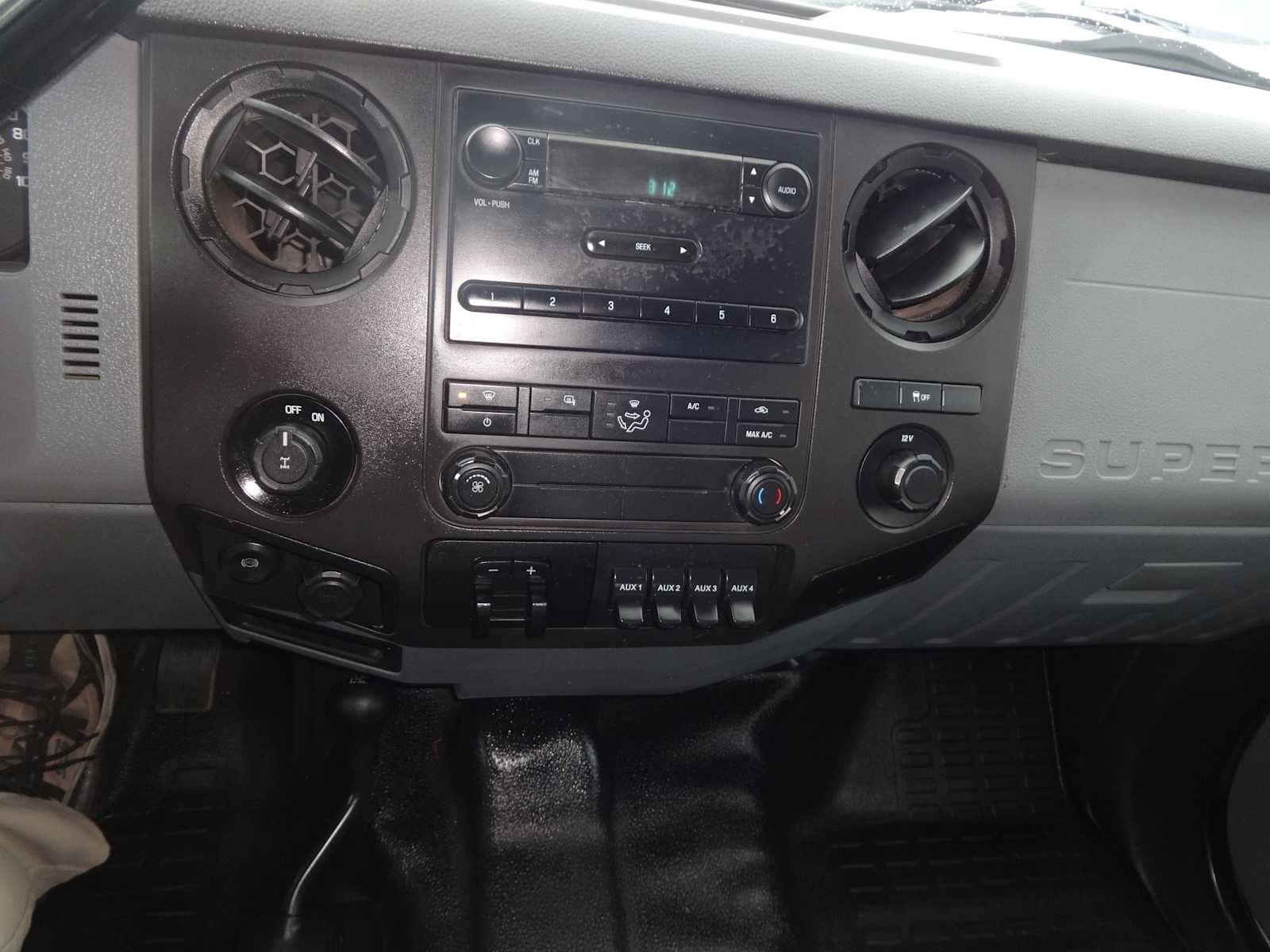 2015 Ford Super Duty F-350 SRW XL