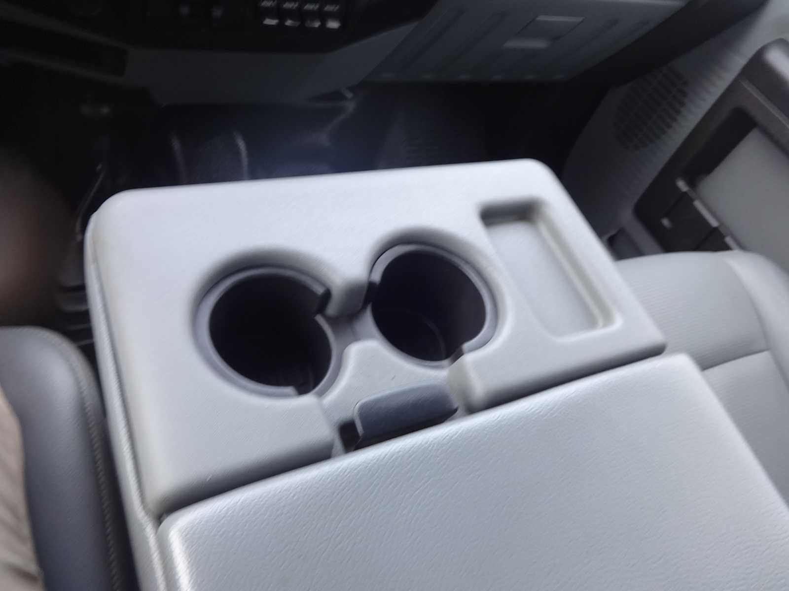 2015 Ford Super Duty F-350 SRW XL