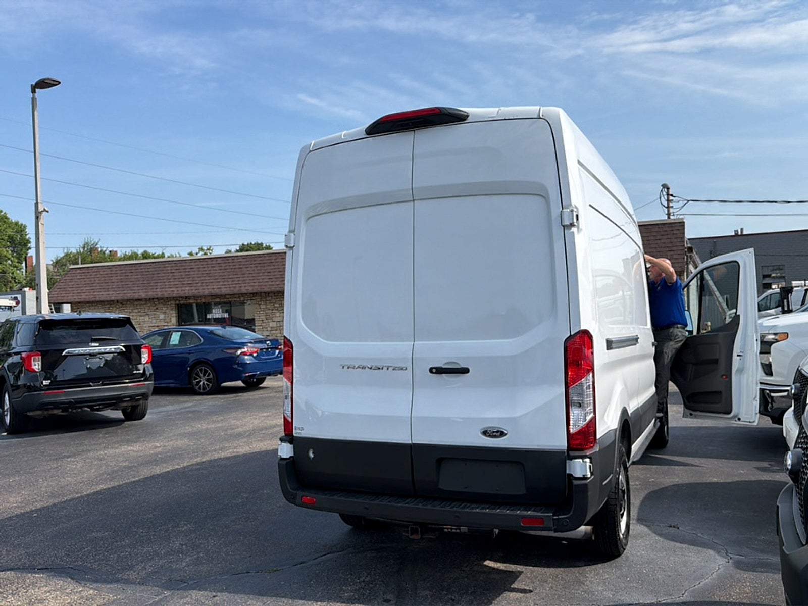 2023 Ford Transit-250 Cargo Van T-250 148" Hi Rf 9070 GVWR RWD