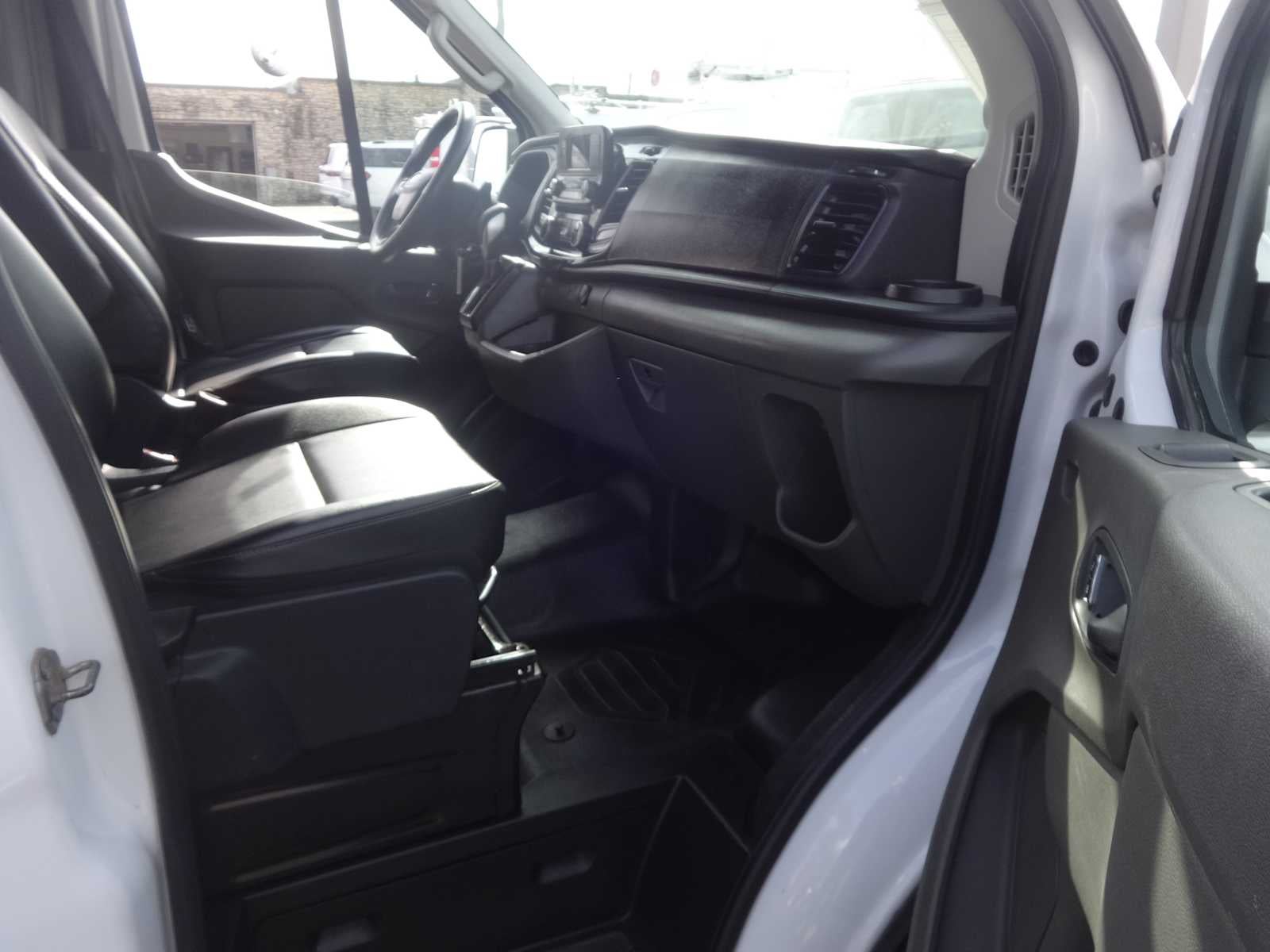 2023 Ford Transit Cargo Van T-250 148" Hi Rf 9070 GVWR RWD