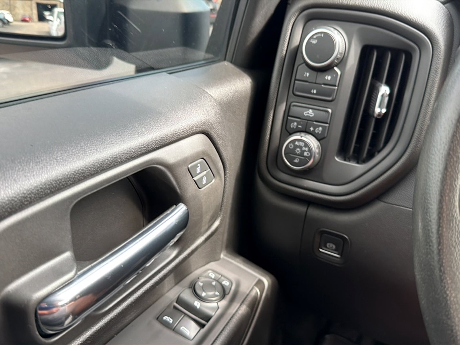 2022 Chevrolet Silverado 2500HD 4WD Regular Cab Long Bed WT