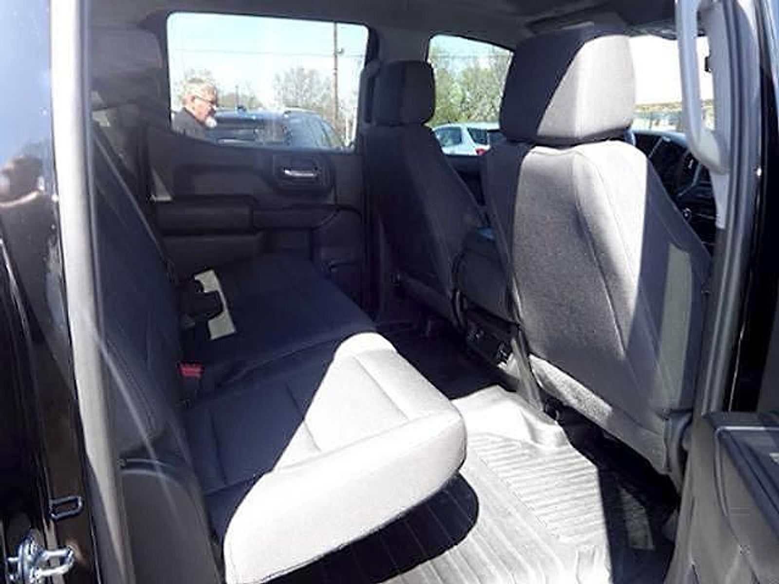 2022 Chevrolet Silverado 1500 4WD Crew Cab Short Bed WT