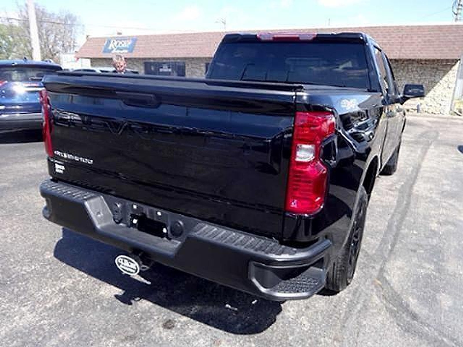 2022 Chevrolet Silverado 1500 4WD Crew Cab Short Bed WT
