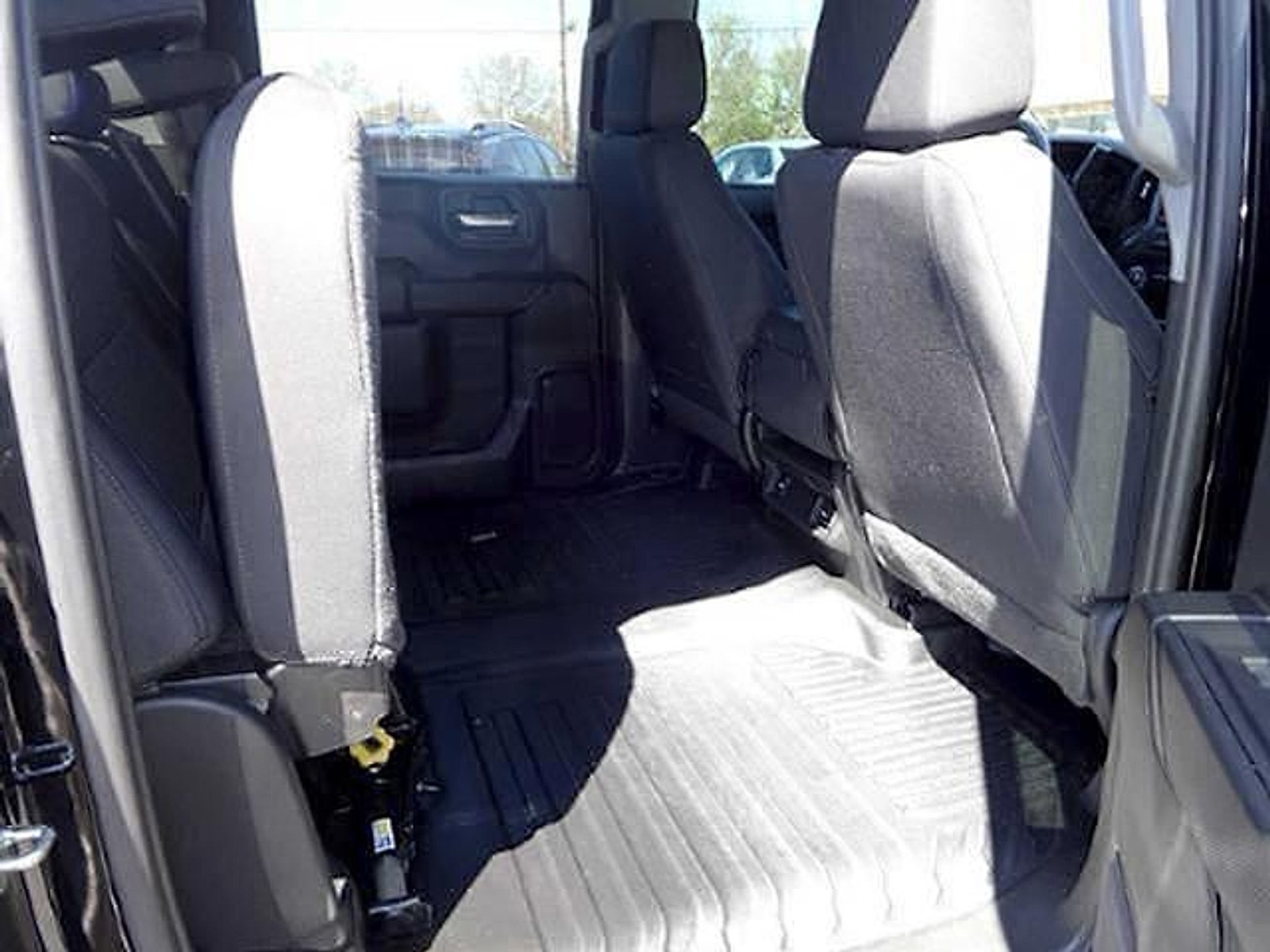 2022 Chevrolet Silverado 1500 4WD Crew Cab Short Bed WT