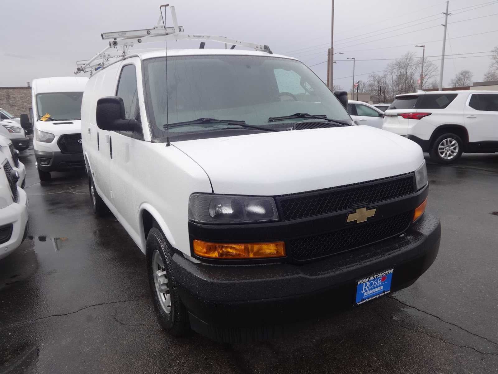 2020 Chevrolet Express RWD 3500 135"