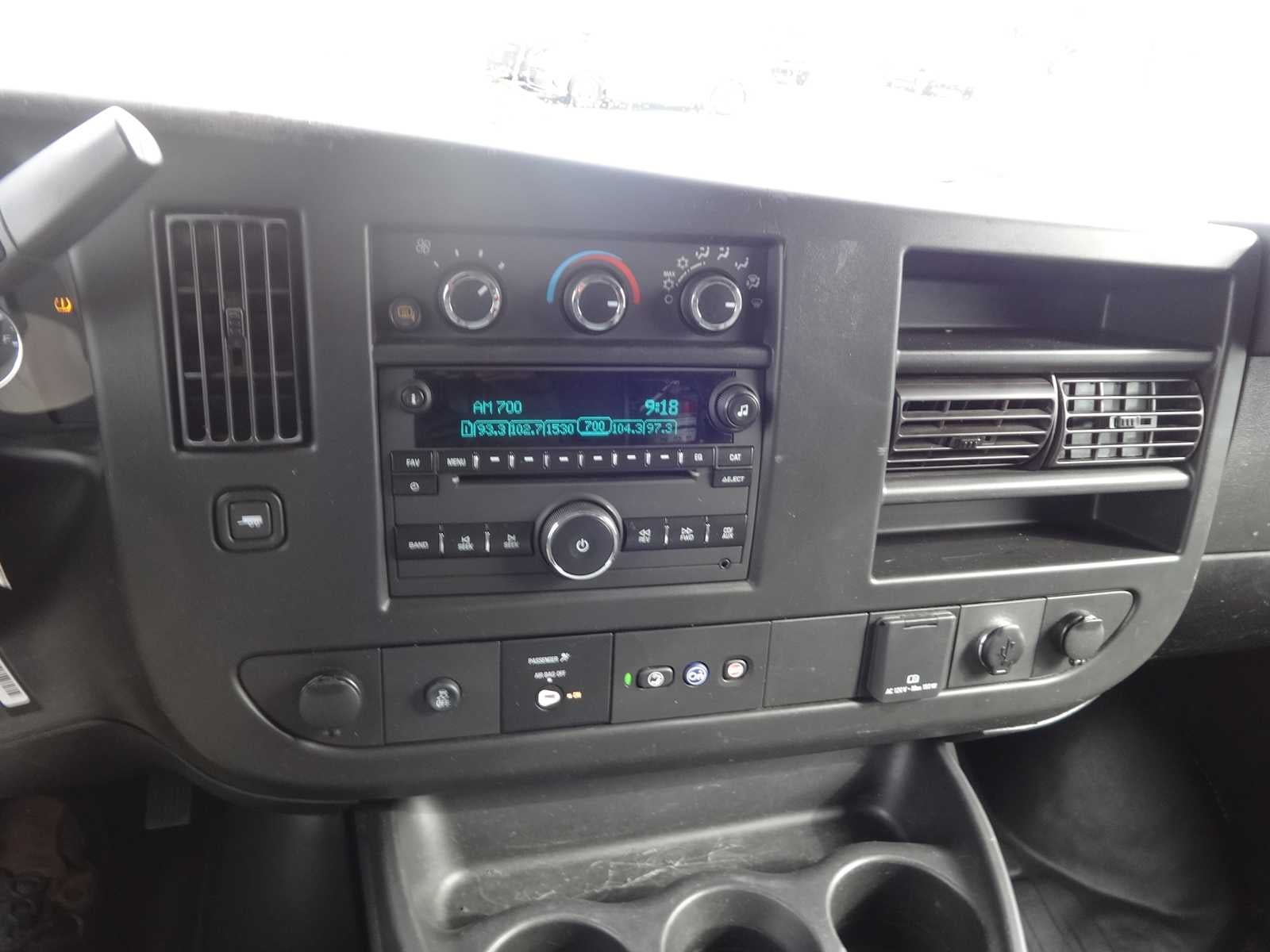 2020 Chevrolet Express RWD 3500 135"