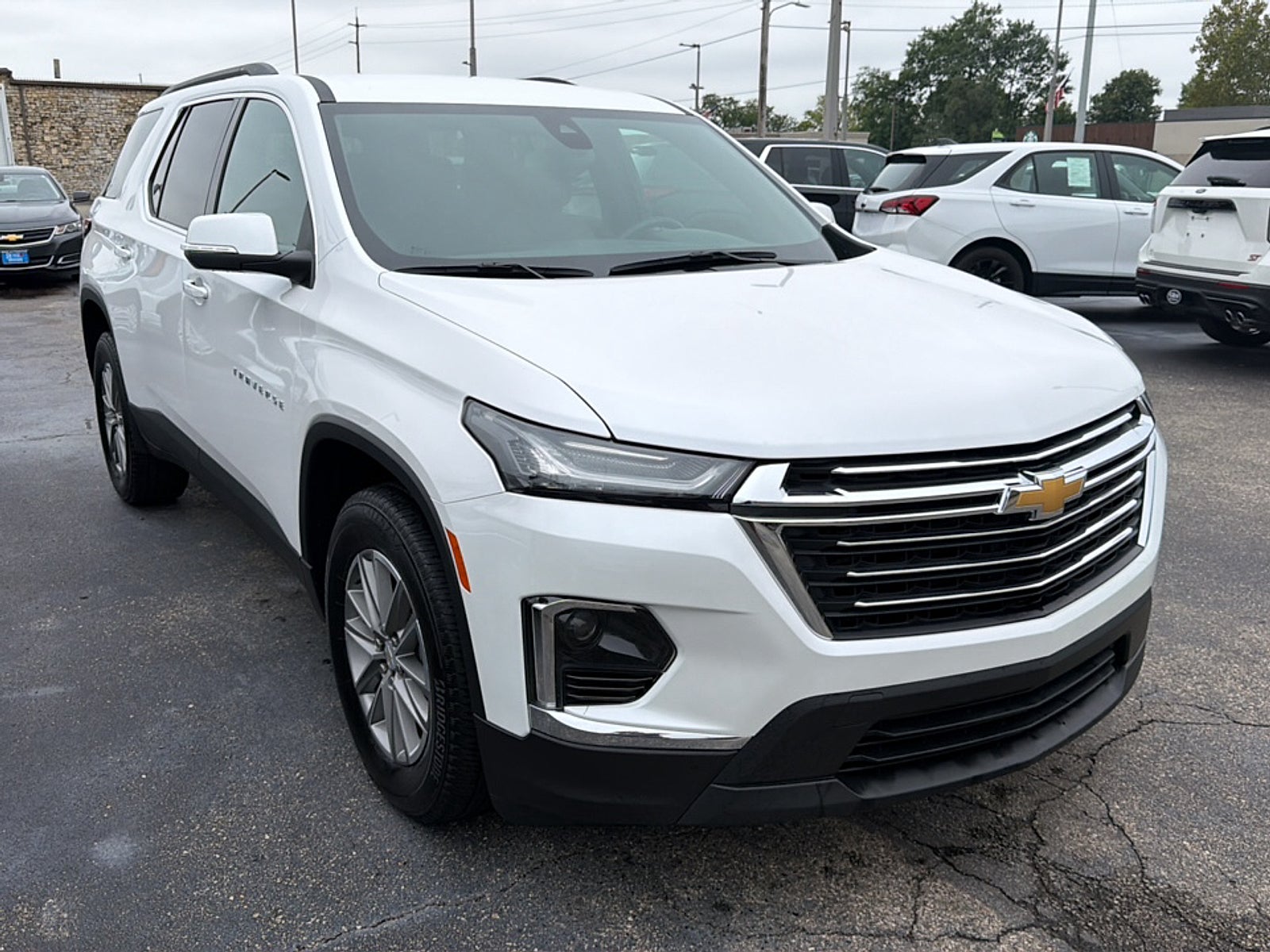 2023 Chevrolet Traverse FWD LT Cloth