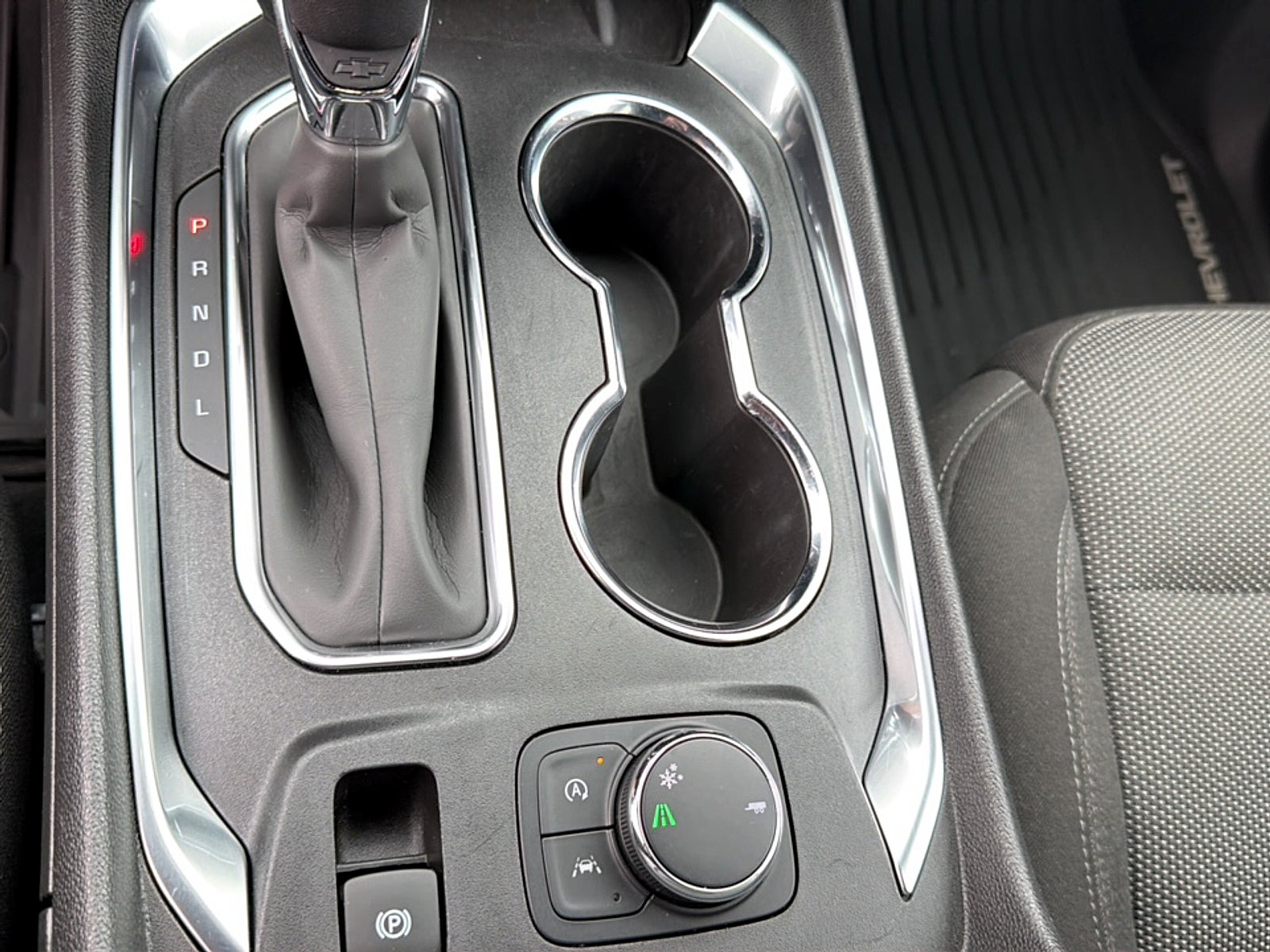 2023 Chevrolet Traverse FWD LT Cloth