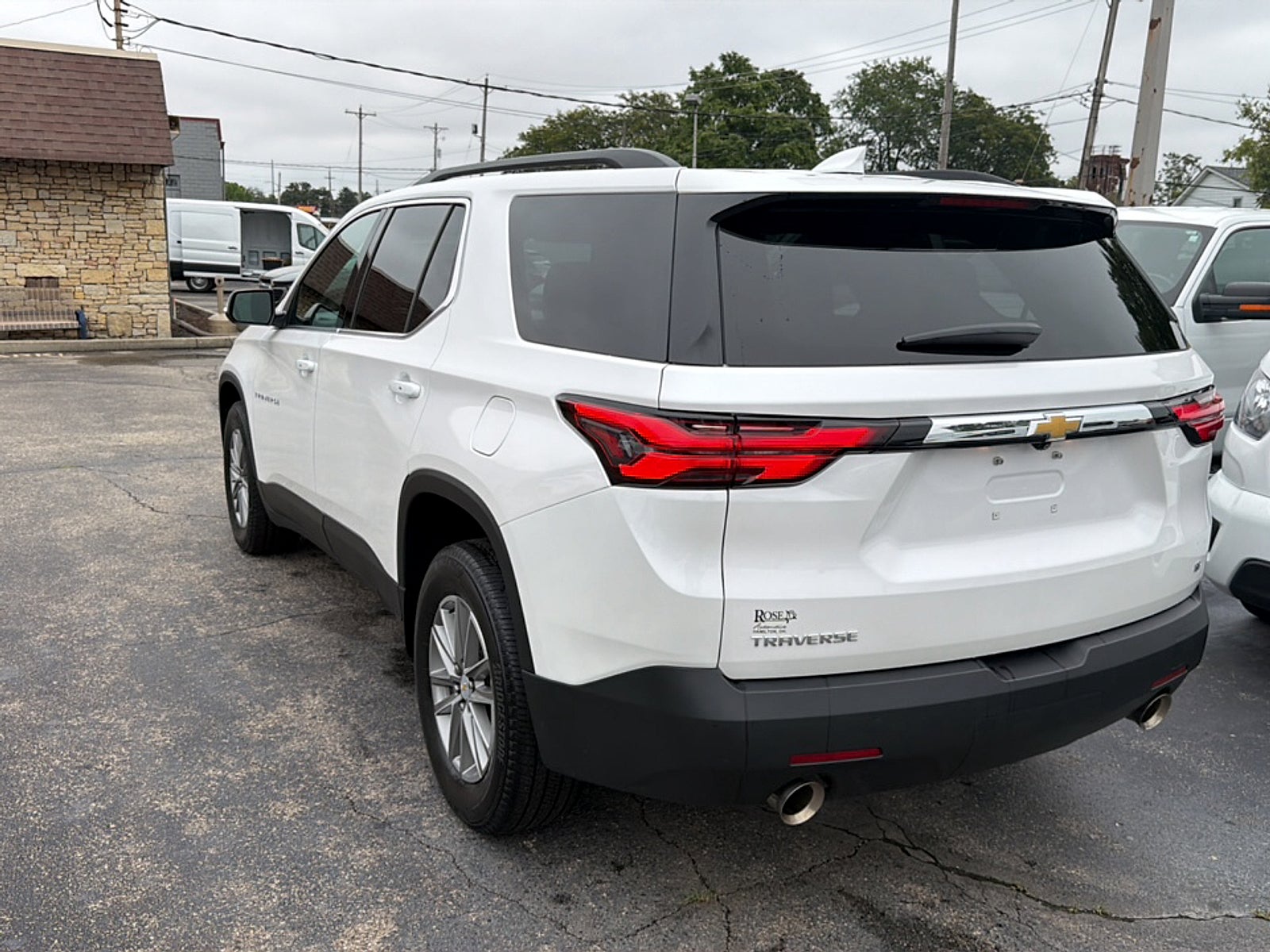 2023 Chevrolet Traverse FWD LT Cloth