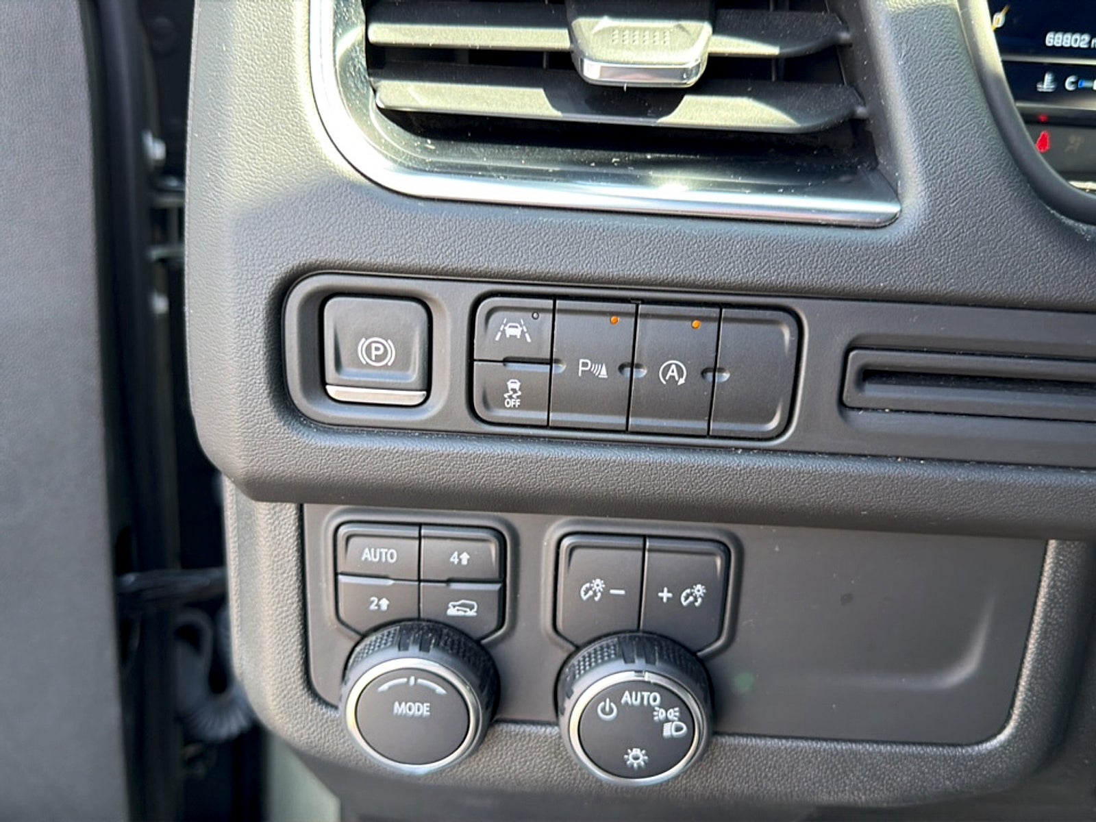 2024 Chevrolet Tahoe 4WD LT