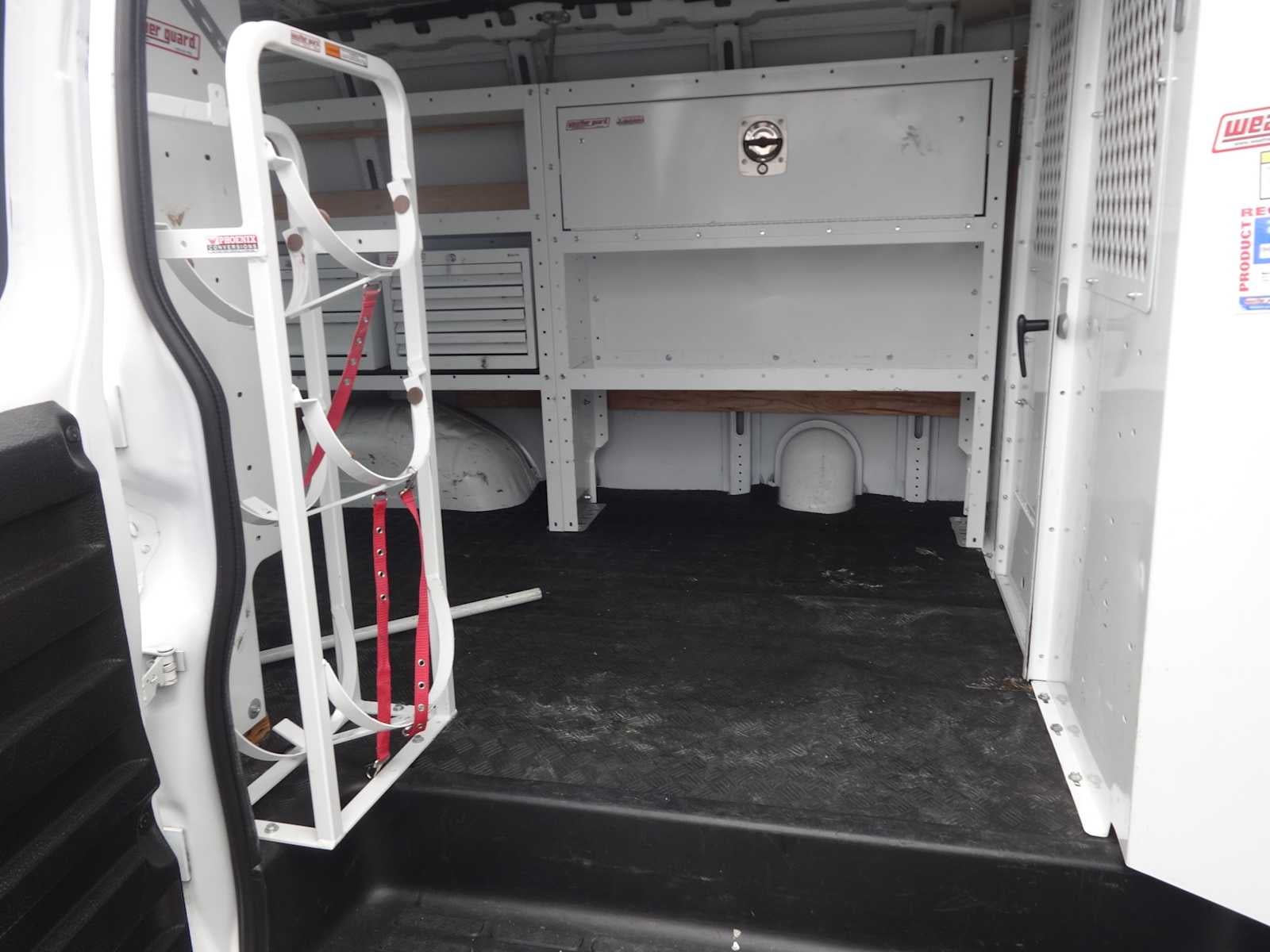 2020 GMC Savana Cargo Van RWD 2500 135"