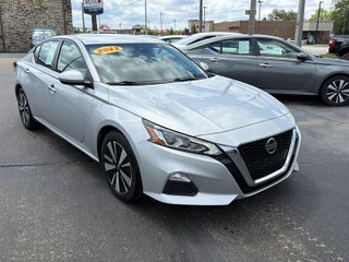 2022 Nissan Altima SV FWD