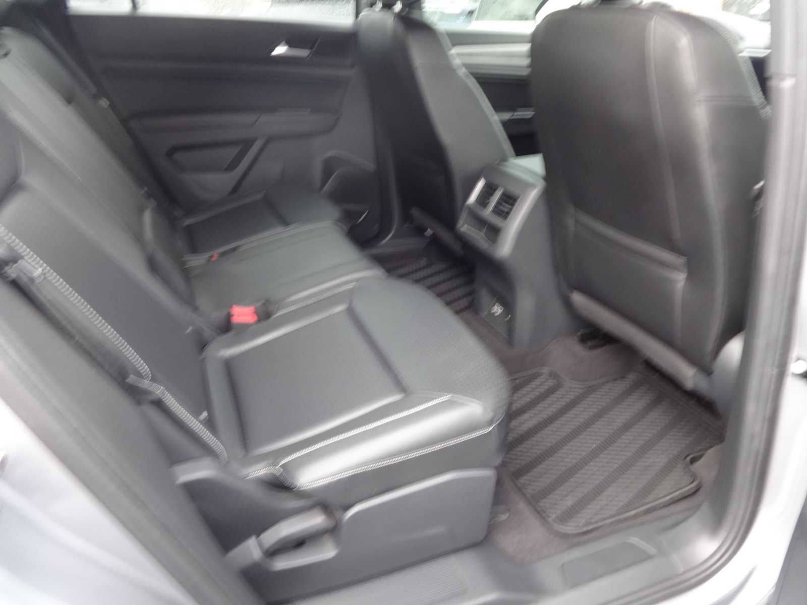 2020 Volkswagen Atlas Cross Sport 3.6L V6 SE w/Technology