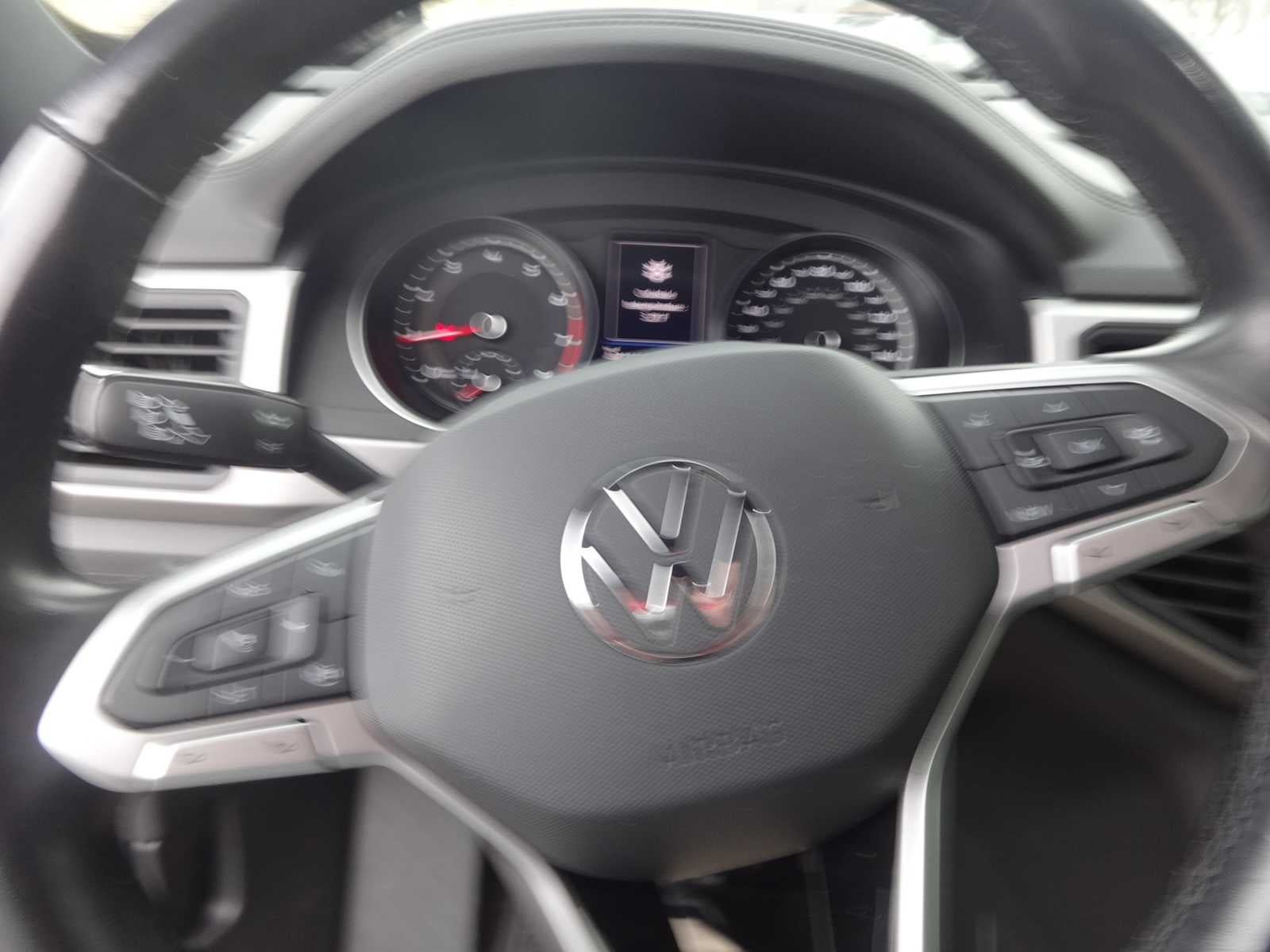 2020 Volkswagen Atlas Cross Sport 3.6L V6 SE w/Technology