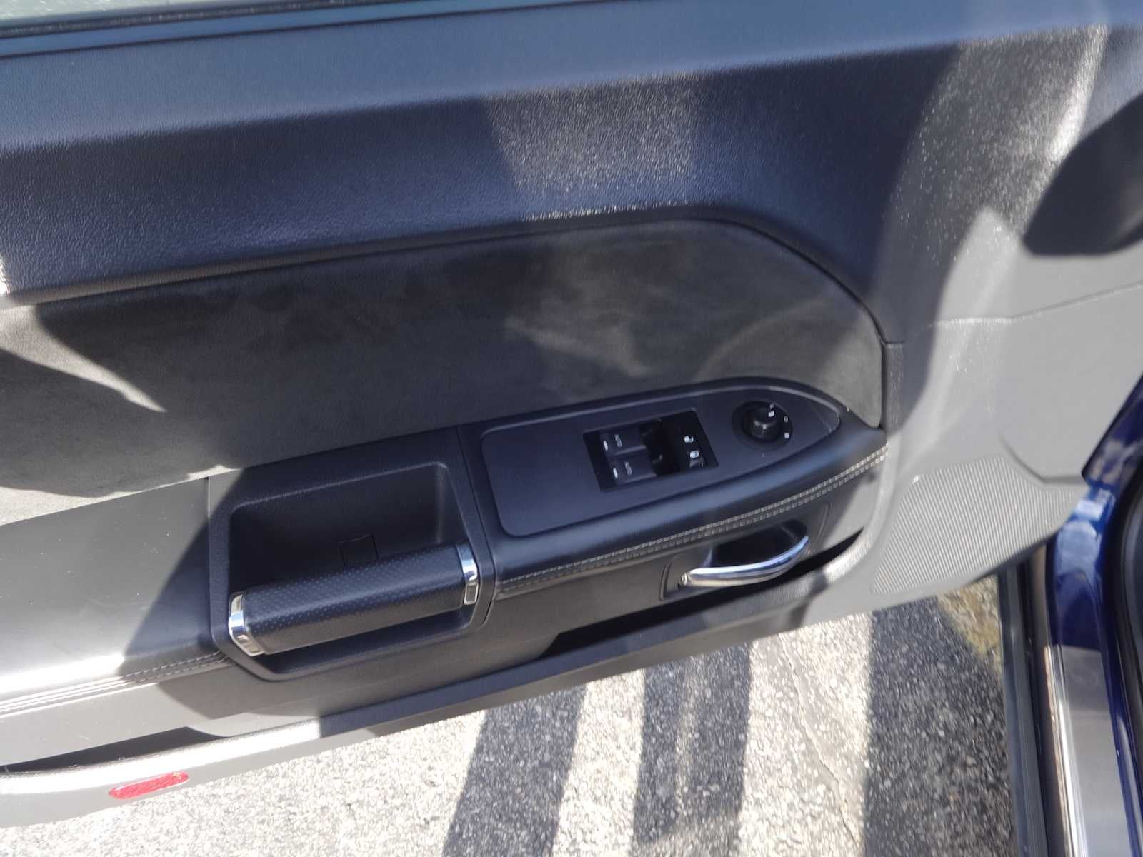 2013 Dodge Challenger SRT8