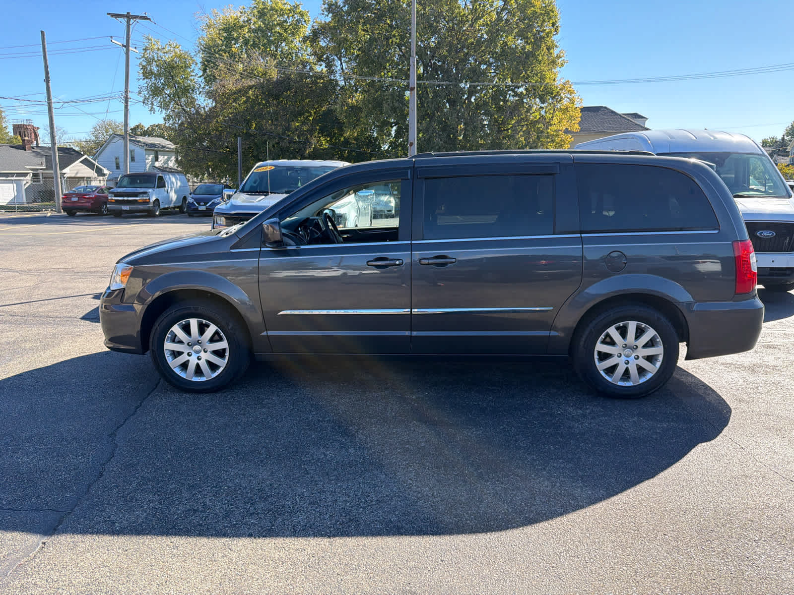 2016 Chrysler Town & Country Touring