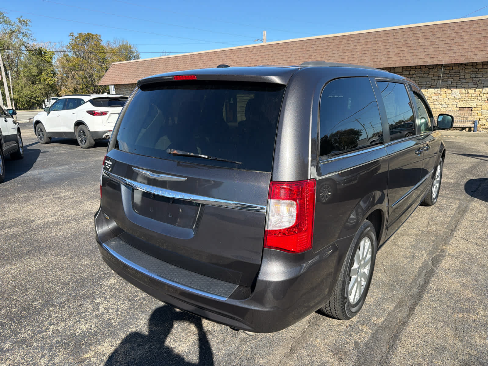 2016 Chrysler Town & Country Touring