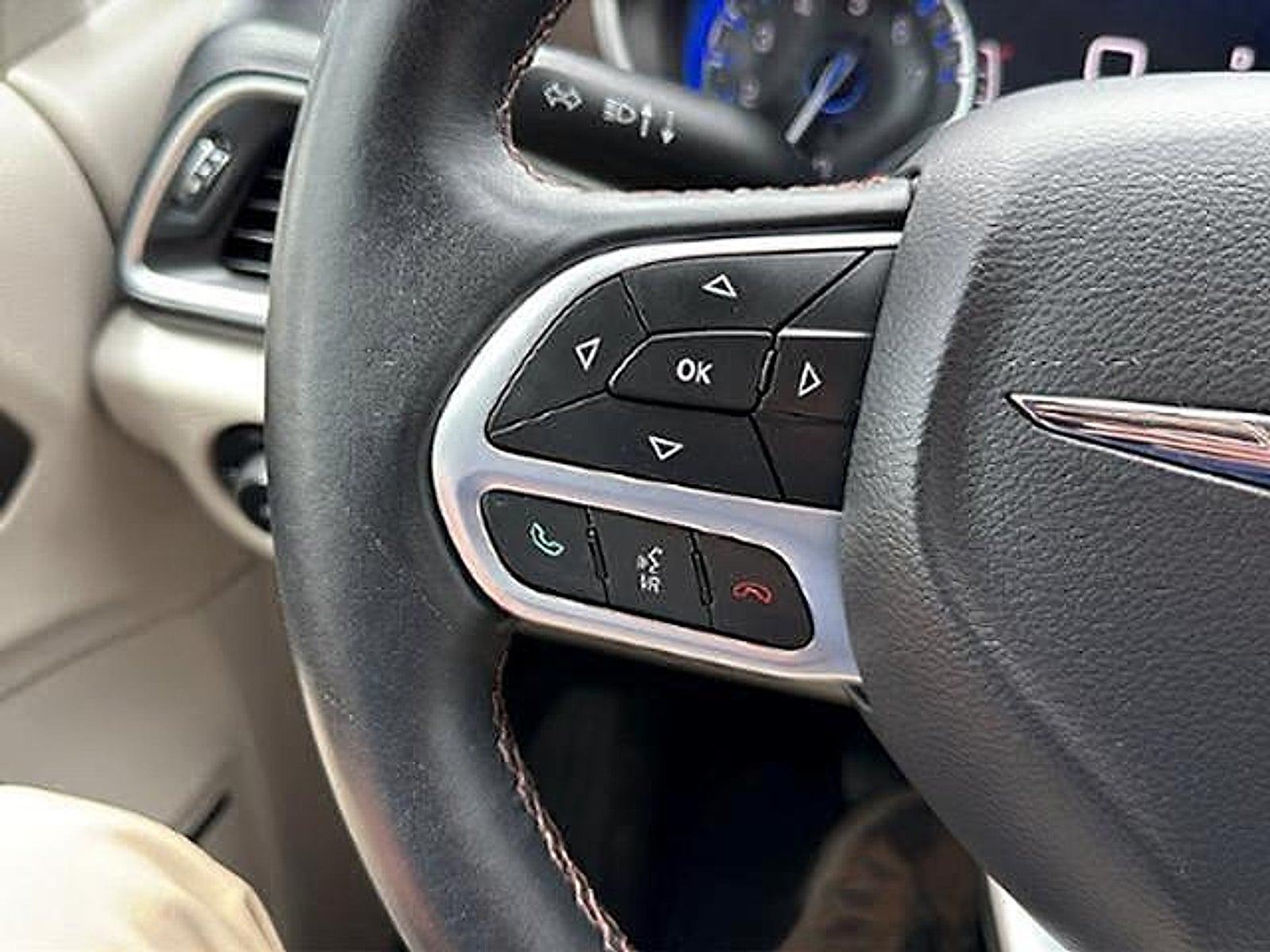 2017 Chrysler Pacifica Touring-L Plus