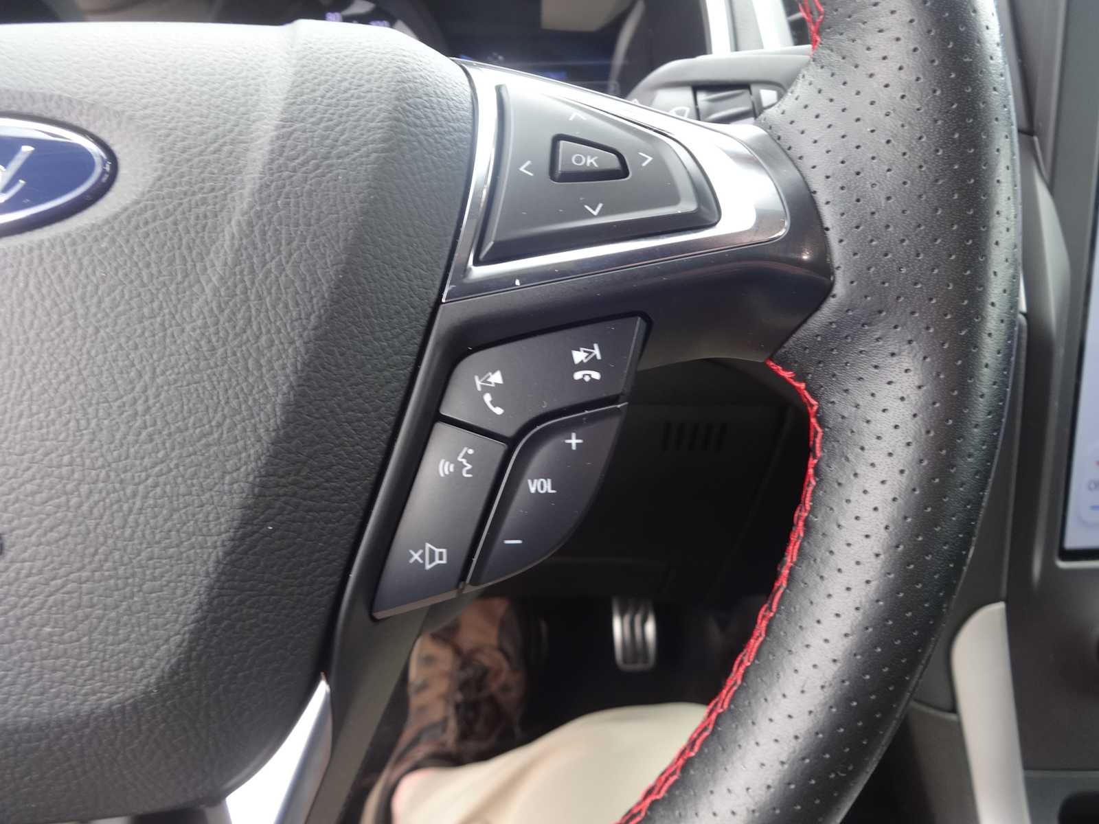 2021 Ford Edge ST-Line