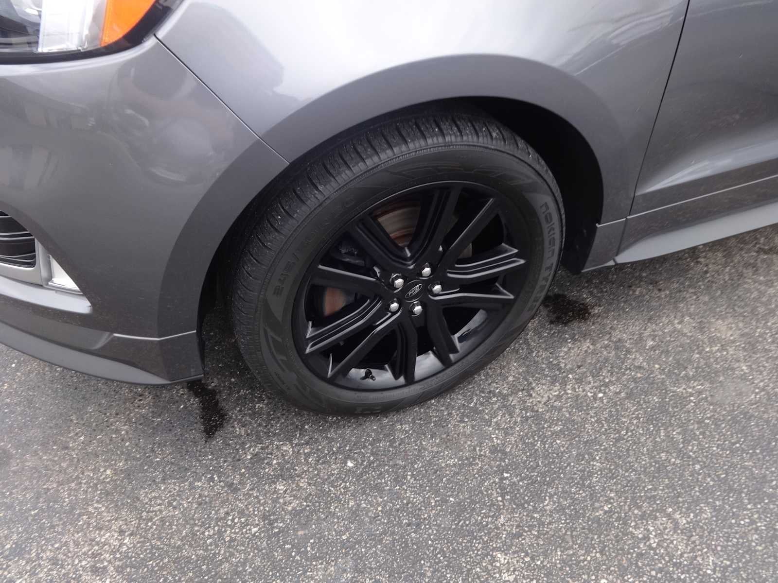 2021 Ford Edge ST-Line