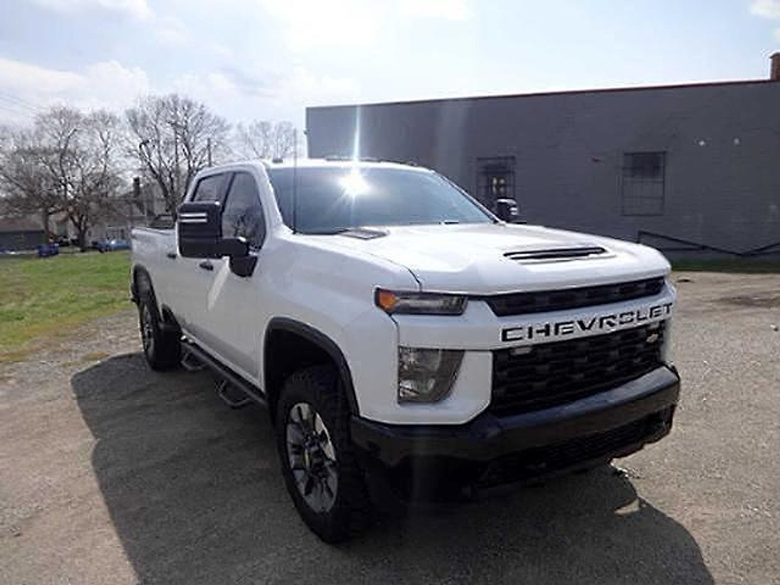 2022 Chevrolet Silverado 2500HD 4WD Crew Cab Standard Bed Custom