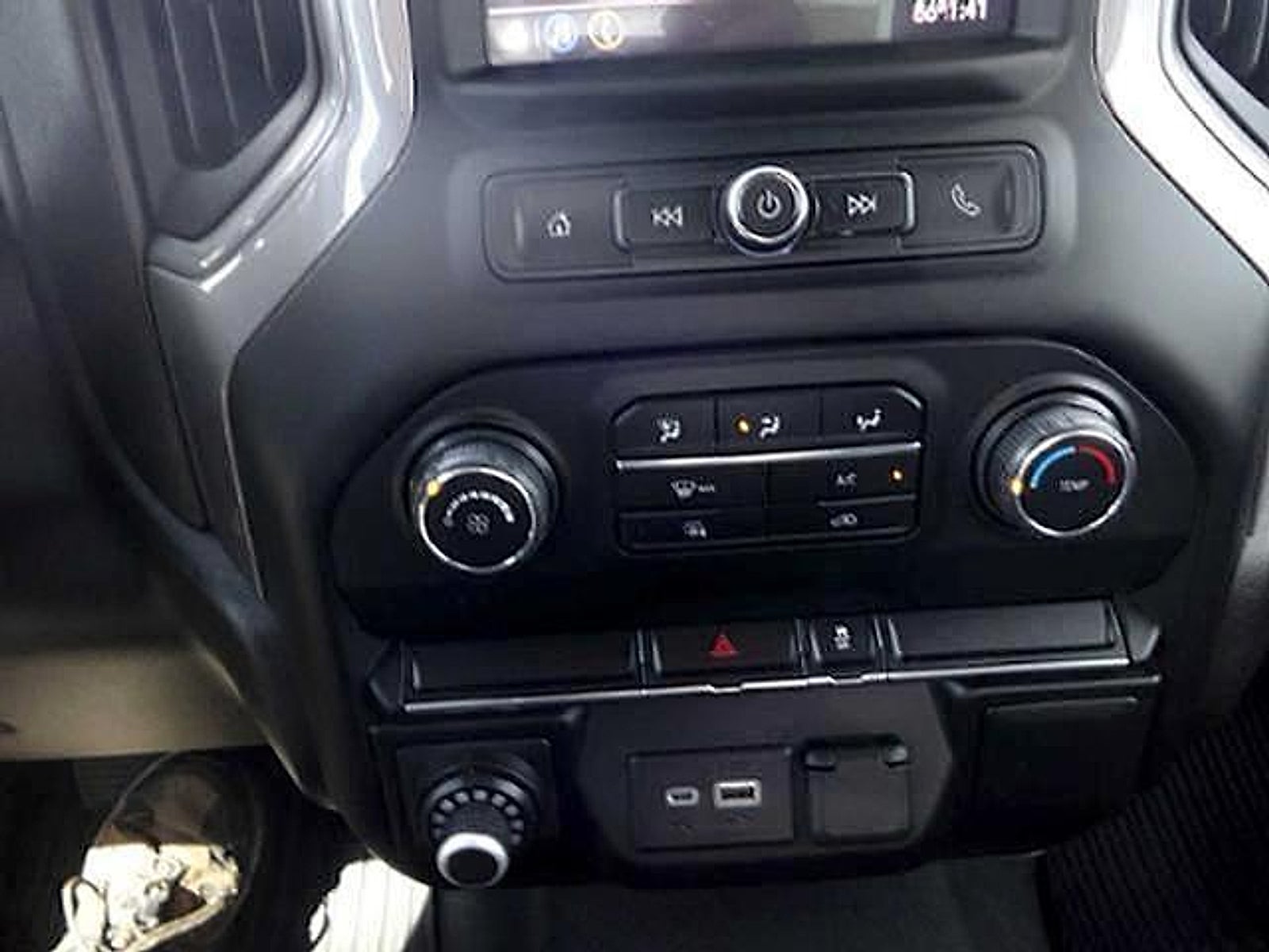 2022 Chevrolet Silverado 2500HD 4WD Crew Cab Standard Bed Custom