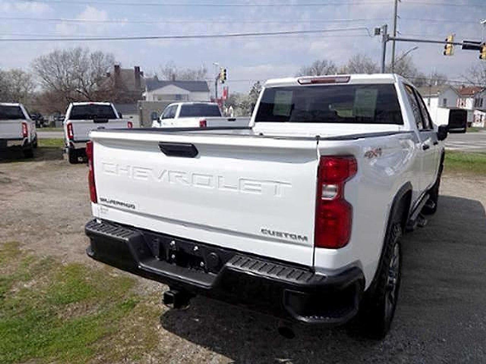 2022 Chevrolet Silverado 2500HD 4WD Crew Cab Standard Bed Custom