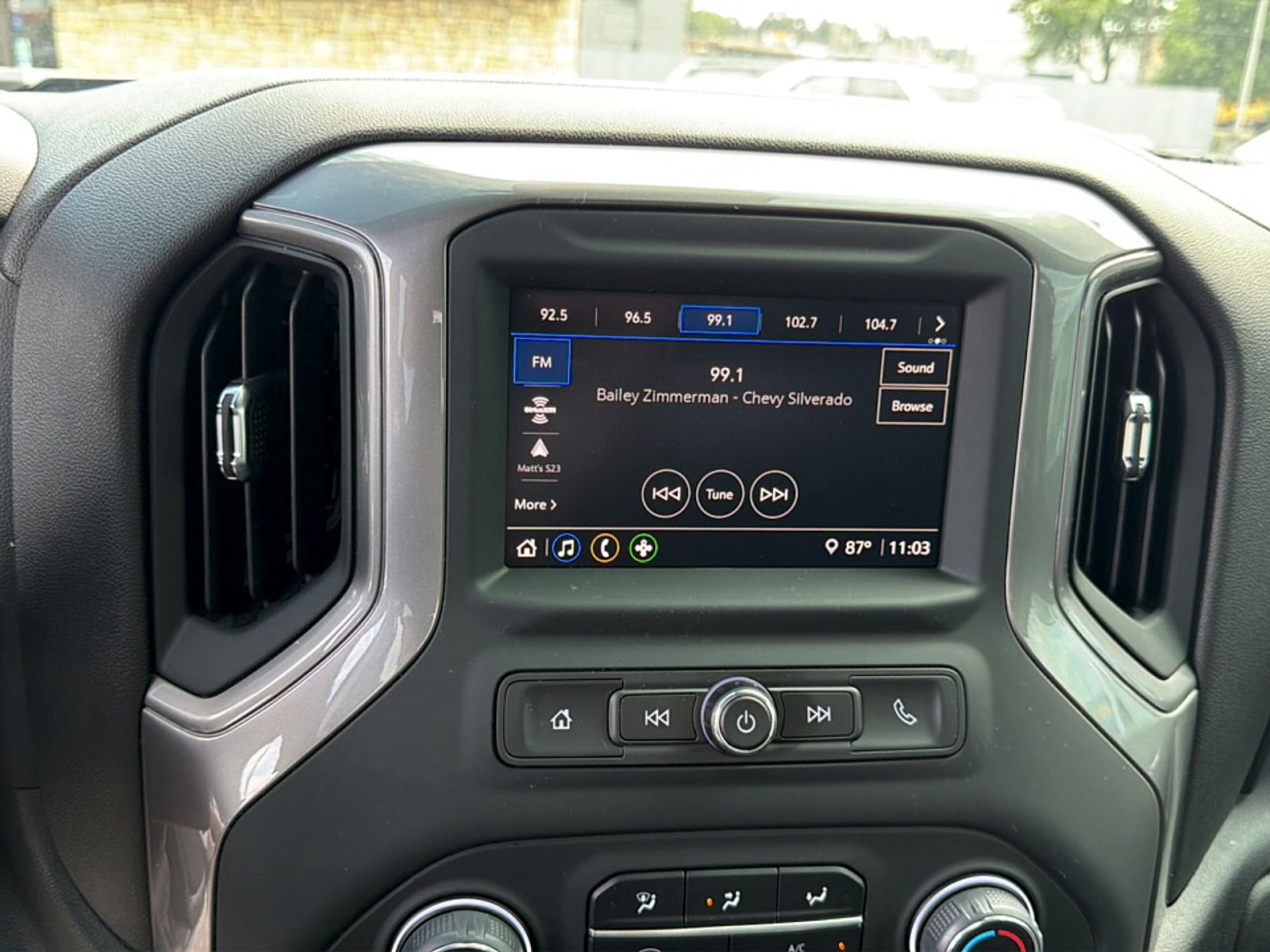 2024 Chevrolet Silverado 2500HD 4WD Crew Cab Standard Bed Custom