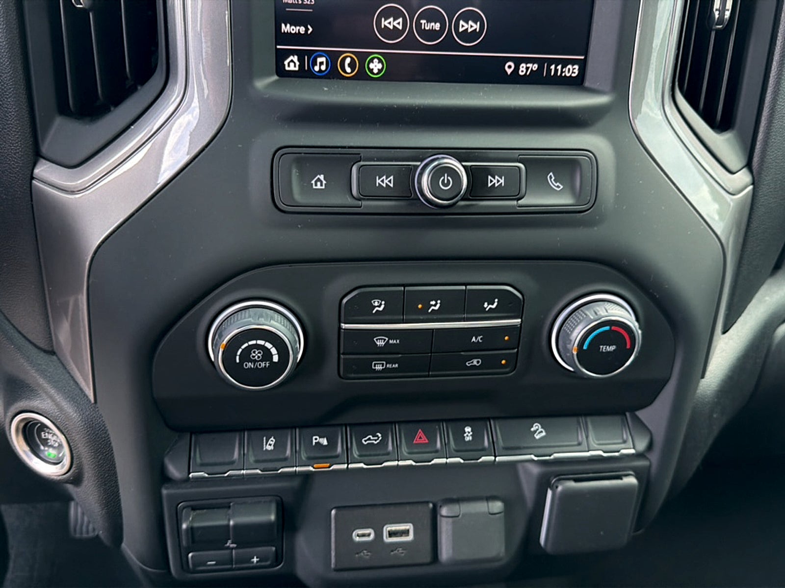 2024 Chevrolet Silverado 2500HD 4WD Crew Cab Standard Bed Custom