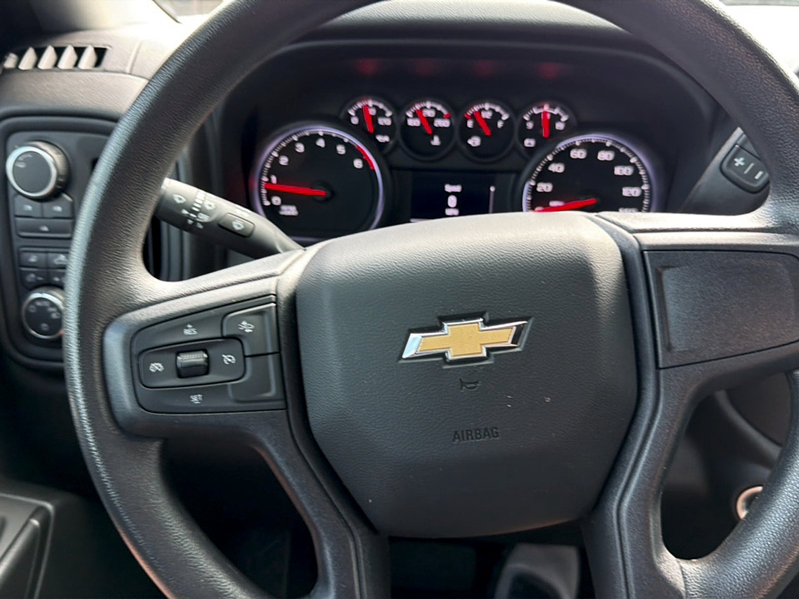 2024 Chevrolet Silverado 2500HD 4WD Crew Cab Standard Bed Custom