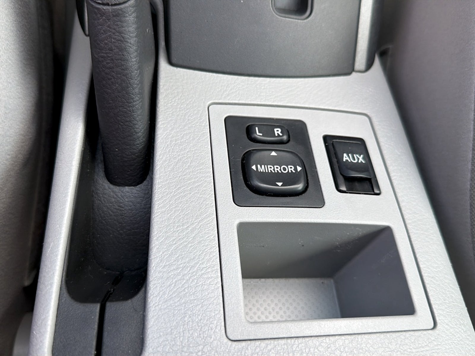 2010 Toyota RAV4 4WD 4dr 4-cyl 4-Spd AT (Natl)