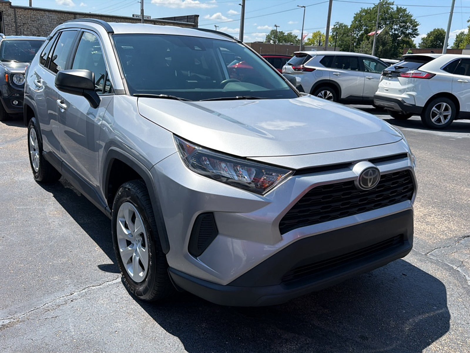 2020 Toyota RAV4 LE