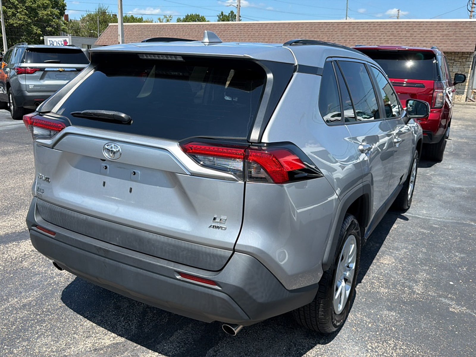 2020 Toyota RAV4 LE