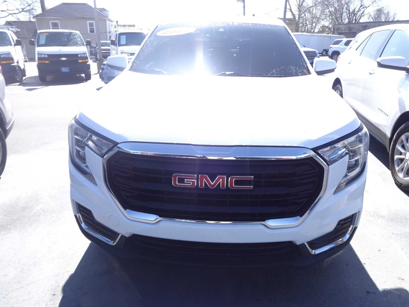 2022 GMC Terrain SLE