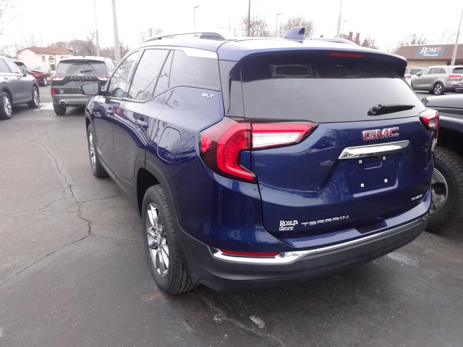 2023 GMC Terrain SLT