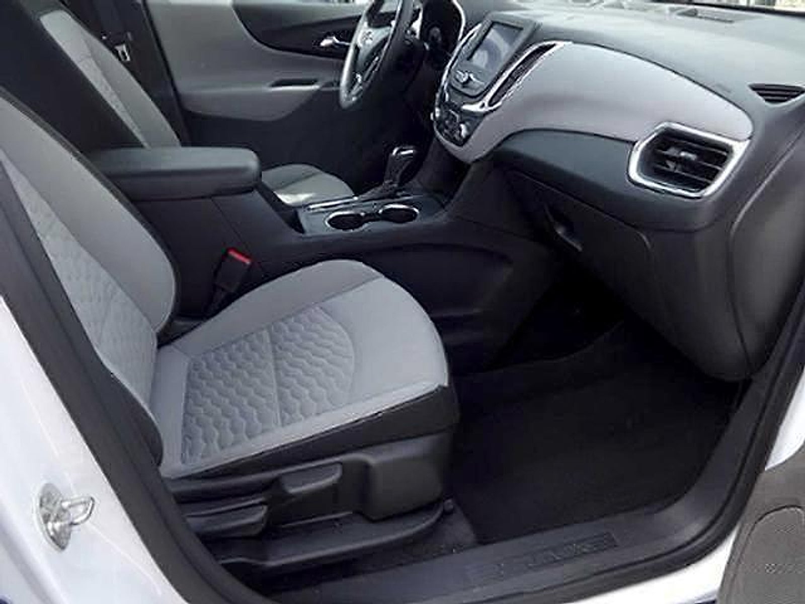 2020 Chevrolet Equinox FWD LS