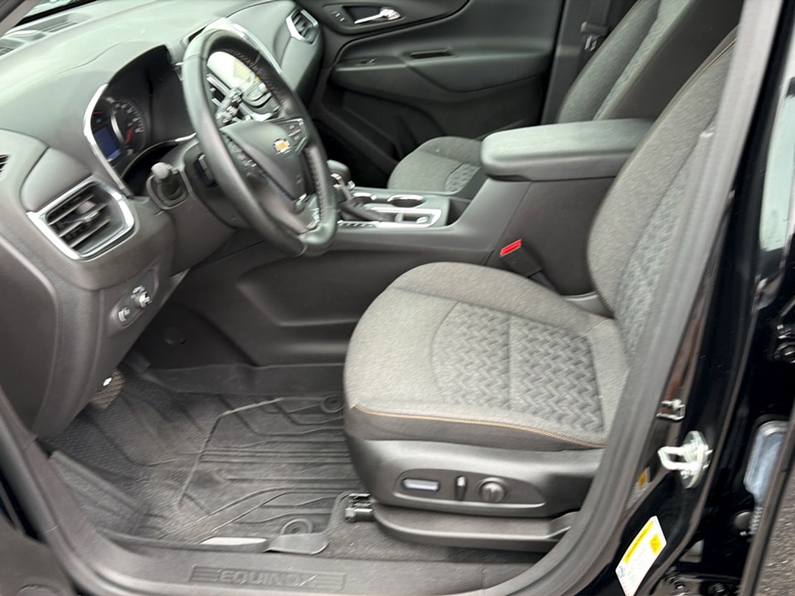2024 Chevrolet Equinox FWD LT